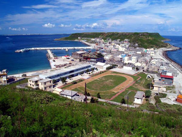 澎湖住宿首選－和昇閒雲會館以世界經典童話故事主題設計，澎湖旅遊民宿、套裝行程超值優惠，邀你共賞2014澎湖花火節！