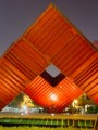 星光水岸公園-用貨櫃組成的大型藝術品照片