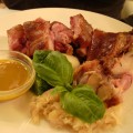 歐加里西式餐廳-香烤德國豬腳佐酸菜照片